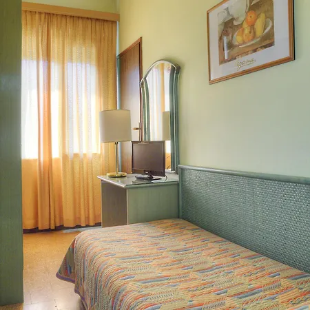 Otel Amalfi 3*