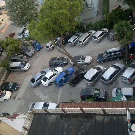 Otel Amalfi 3*