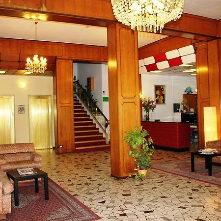 Amalfi Otel 3*