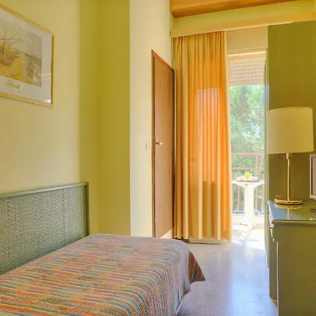 Amalfi Otel 3*