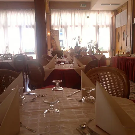 Amalfi Otel
